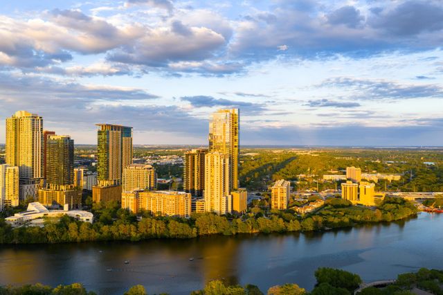 44 East Ave 3303, Austin, TX 78701