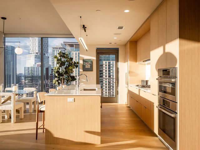44 East Ave 3303, Austin, TX 78701