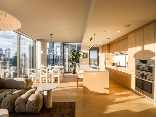 44 East Ave 3303, Austin, TX 78701
