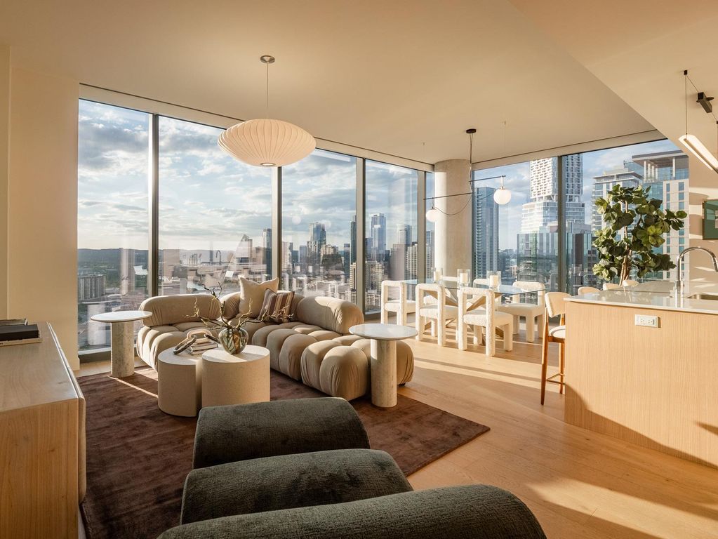 44 East Ave 3303, Austin, TX 78701