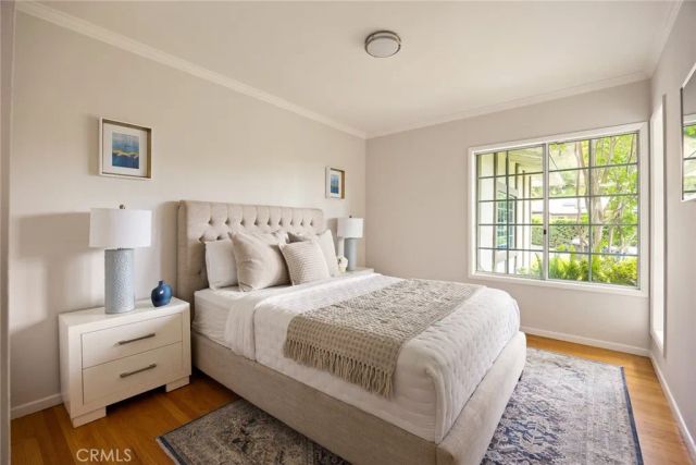 5213 Crown Avenue, La Canada Flintridge, CA 91011