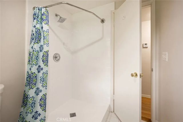 5213 Crown Avenue, La Canada Flintridge, CA 91011