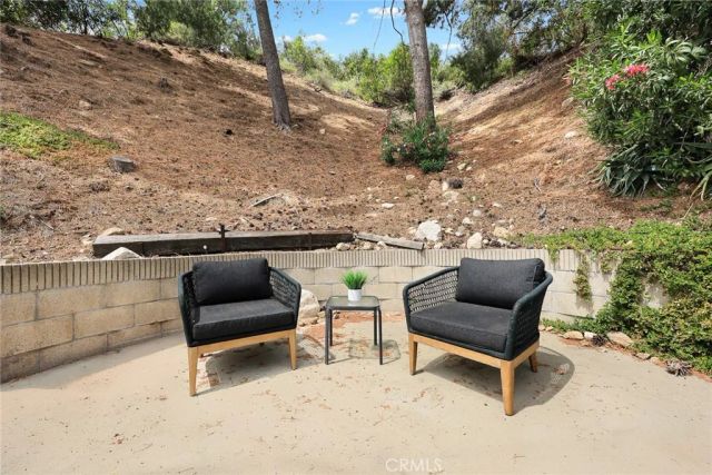 5213 Crown Avenue, La Canada Flintridge, CA 91011