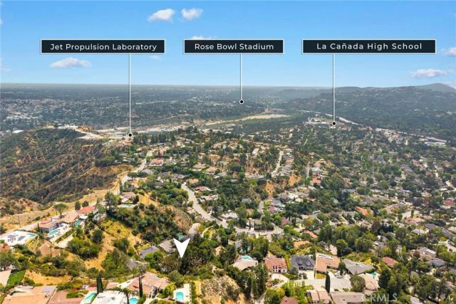 5213 Crown Avenue, La Canada Flintridge, CA 91011