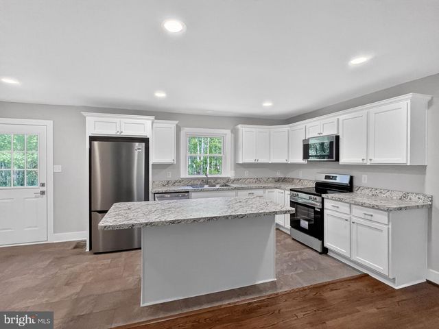 5408 TOWLES MILL RD, Partlow, VA 22534