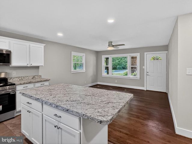 5408 TOWLES MILL RD, Partlow, VA 22534