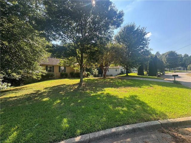 5870 Habitat Drive, Gainesville, GA 30506