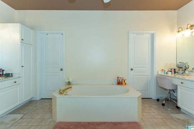 5557 LAKES EDGE DRIVE, Hoover, AL 35242