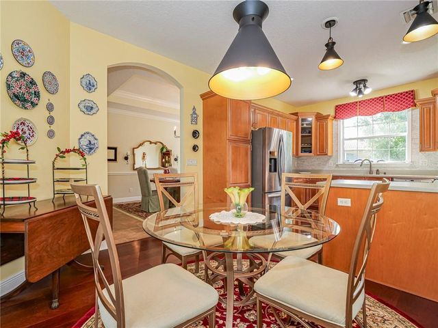 5873 Pine Ridge Circle, Vero Beach, FL 32967