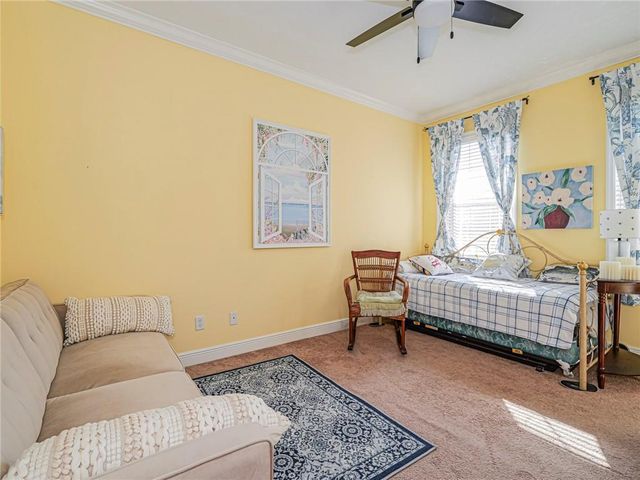 5873 Pine Ridge Circle, Vero Beach, FL 32967