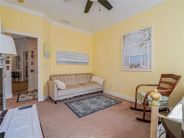 5873 Pine Ridge Circle, Vero Beach, FL 32967