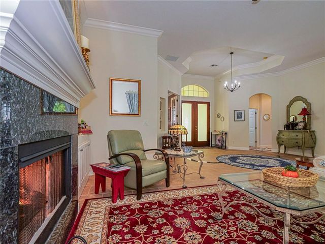 5873 Pine Ridge Circle, Vero Beach, FL 32967