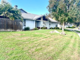 1441 E Sunnyview Avenue, Visalia, CA 93292