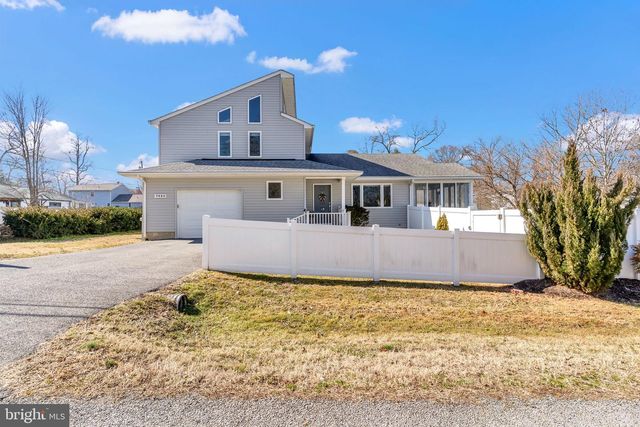 9000 FREDERICK AVE, North Beach, MD 20714