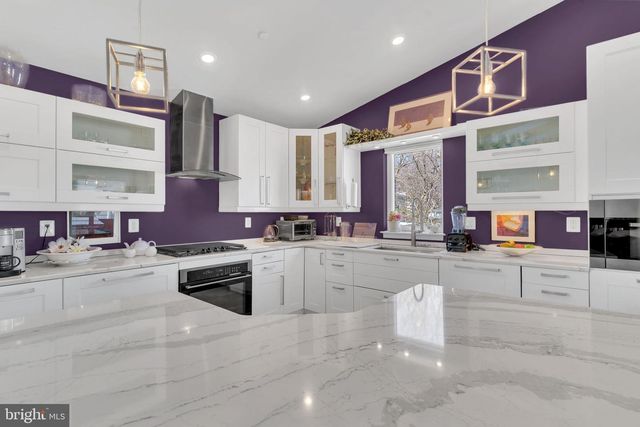 9000 FREDERICK AVE, North Beach, MD 20714