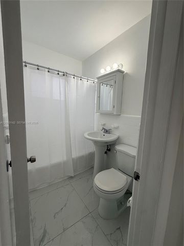 3177 SW 27th Ter 3177, Miami, FL 33133