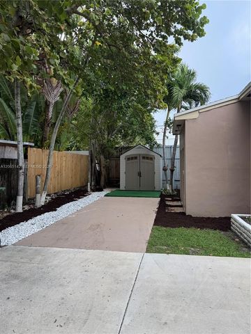 3177 SW 27th Ter 3177, Miami, FL 33133