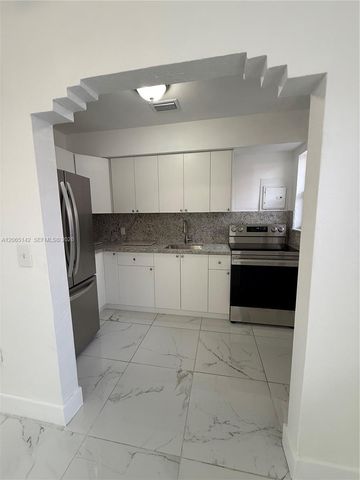 3177 SW 27th Ter 3177, Miami, FL 33133