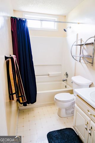 130 Hunters Chase, Mcdonough, GA 30253