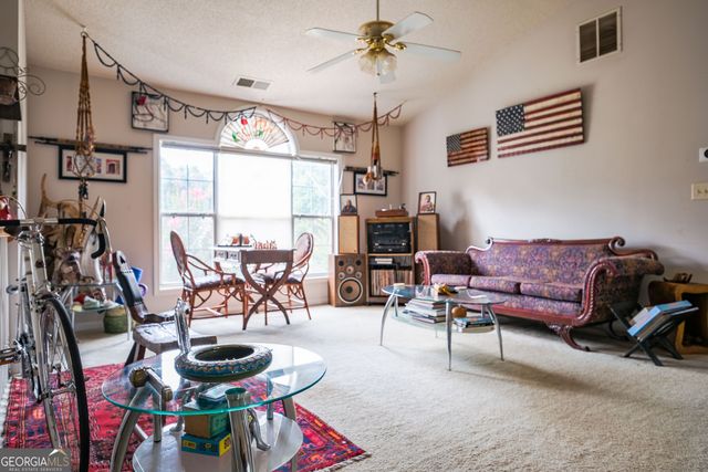 130 Hunters Chase, Mcdonough, GA 30253