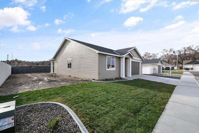 120 E 26th Avenue, Kennewick, WA 99337