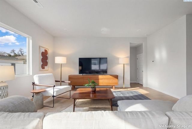 120 E 26th Avenue, Kennewick, WA 99337