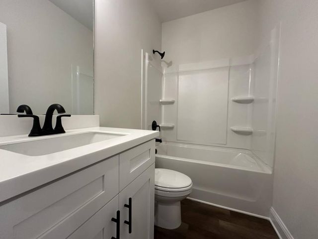 818 Glennferry Bend SW, Mableton, GA 30126