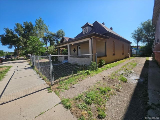 1138 Pine Street, Pueblo, CO 81004
