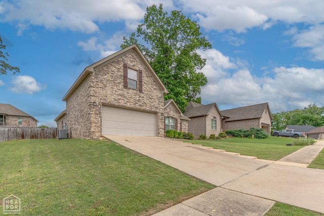 6850 Grace Village Drive, Bryant, AR 72002