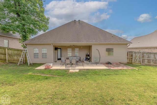6850 Grace Village Drive, Bryant, AR 72002