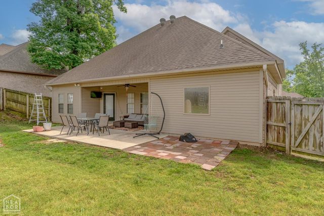 6850 Grace Village Drive, Bryant, AR 72002