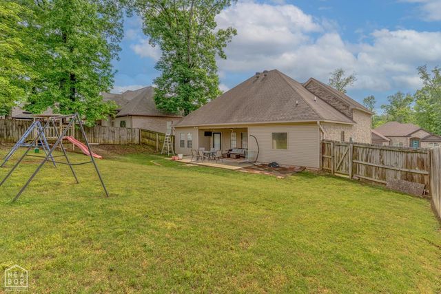 6850 Grace Village Drive, Bryant, AR 72002