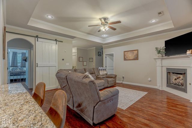 6850 Grace Village Drive, Bryant, AR 72002