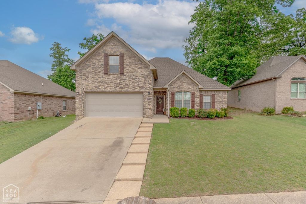 6850 Grace Village Drive, Bryant, AR 72002