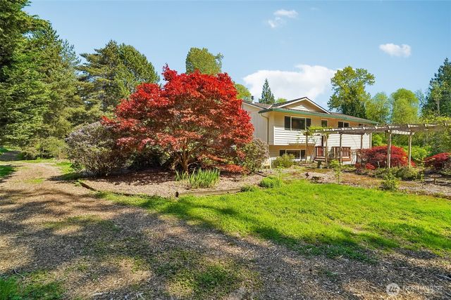 23113 23rd Drive NE, Arlington, WA 98223