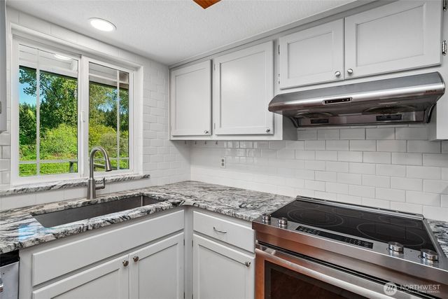 23113 23rd Drive NE, Arlington, WA 98223