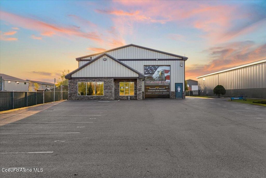 11783 N WARREN ST, Hayden, ID 83835