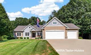 7827 Queenie Court, Allendale Twp, MI 49401
