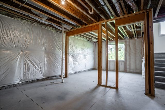 537 SE Walnut Woods Drive, West Des Moines, IA 50265