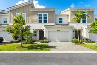 16474 Helix Court, Loxahatchee, FL 33470