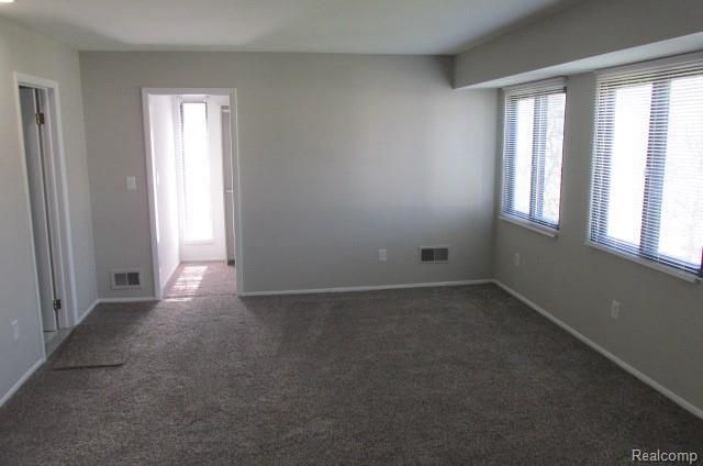 5317 Fairway Lane, West Bloomfield, MI 48323
