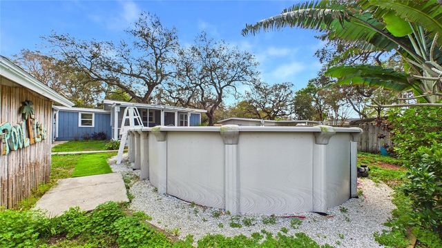 1990 CAROLINA AVENUE, Tarpon Springs, FL 34689