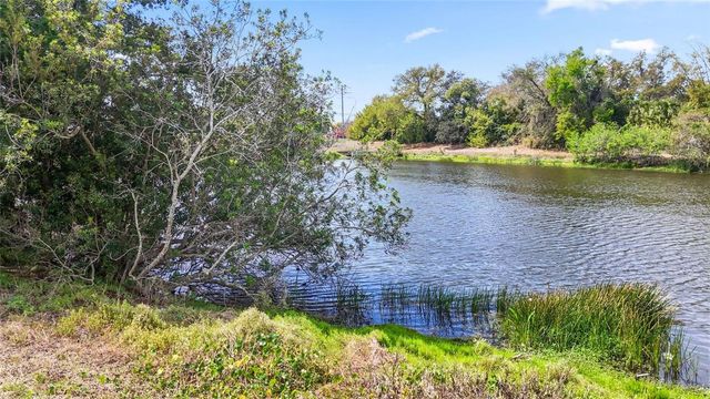 1990 CAROLINA AVENUE, Tarpon Springs, FL 34689