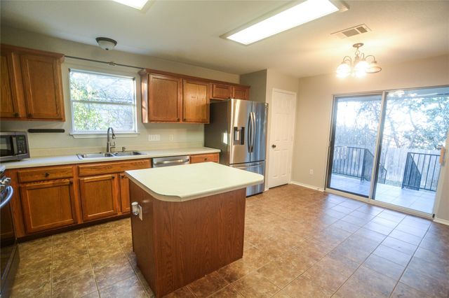 1820 Chinati Mountain TRL, Round Rock, TX 78664