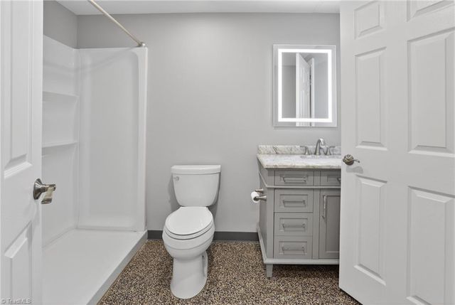 8144 Zinfandel Drive, Kernersville, NC 27284