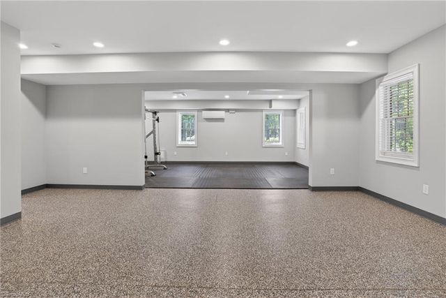 8144 Zinfandel Drive, Kernersville, NC 27284