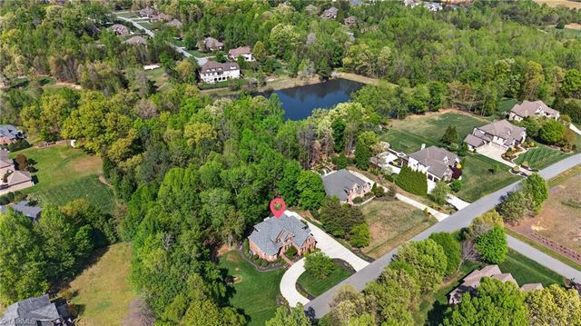 8144 Zinfandel Drive, Kernersville, NC 27284
