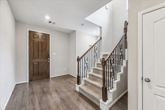 1972 Elkington Circle, Conroe, TX 77304