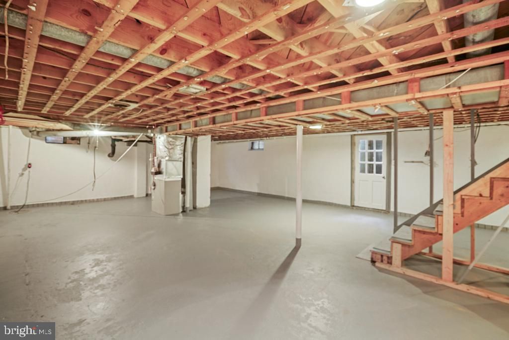 Image 26 of property listing at 4200 MARION LN, Waldorf, MD 20601