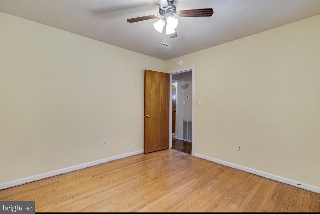 Image 32 of property listing at 4200 MARION LN, Waldorf, MD 20601